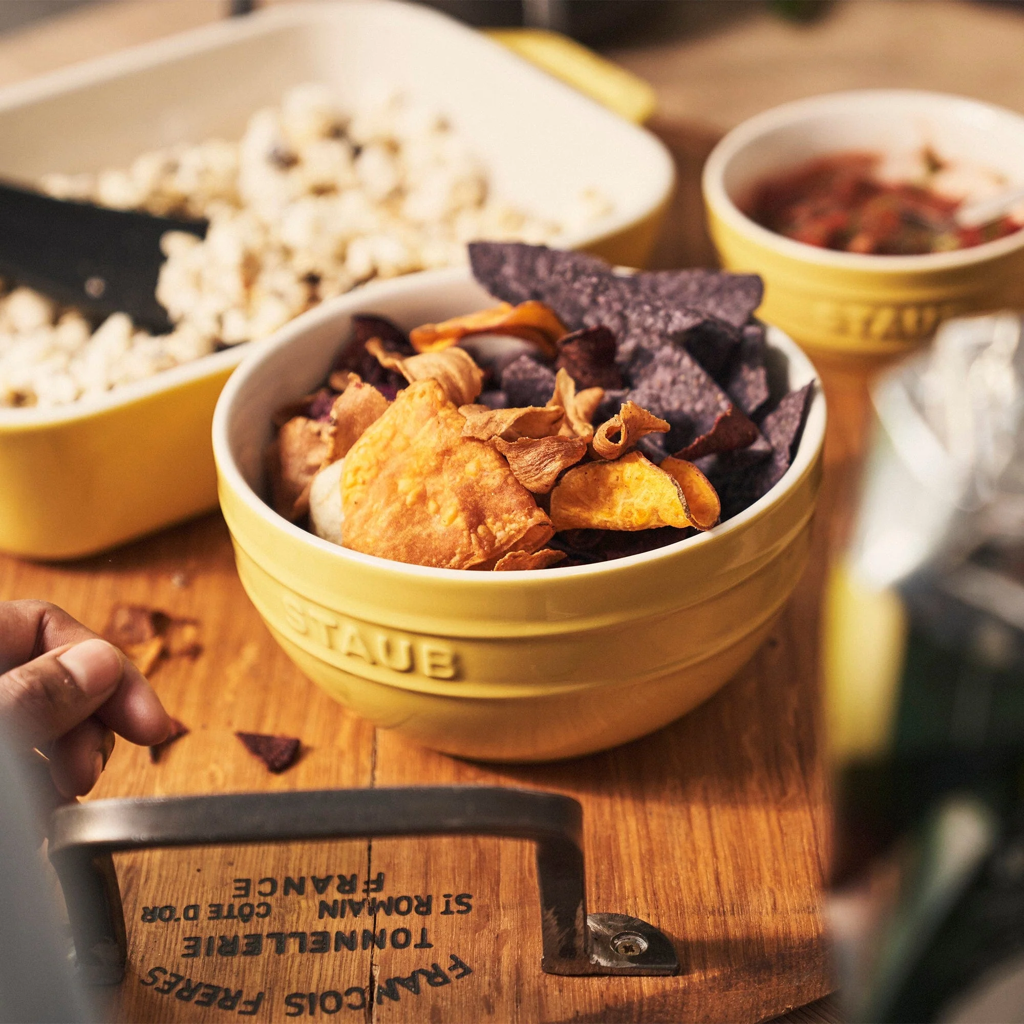 Staub Ceramic 2-pc Large Universal Bowl Set - Citron - Image 3