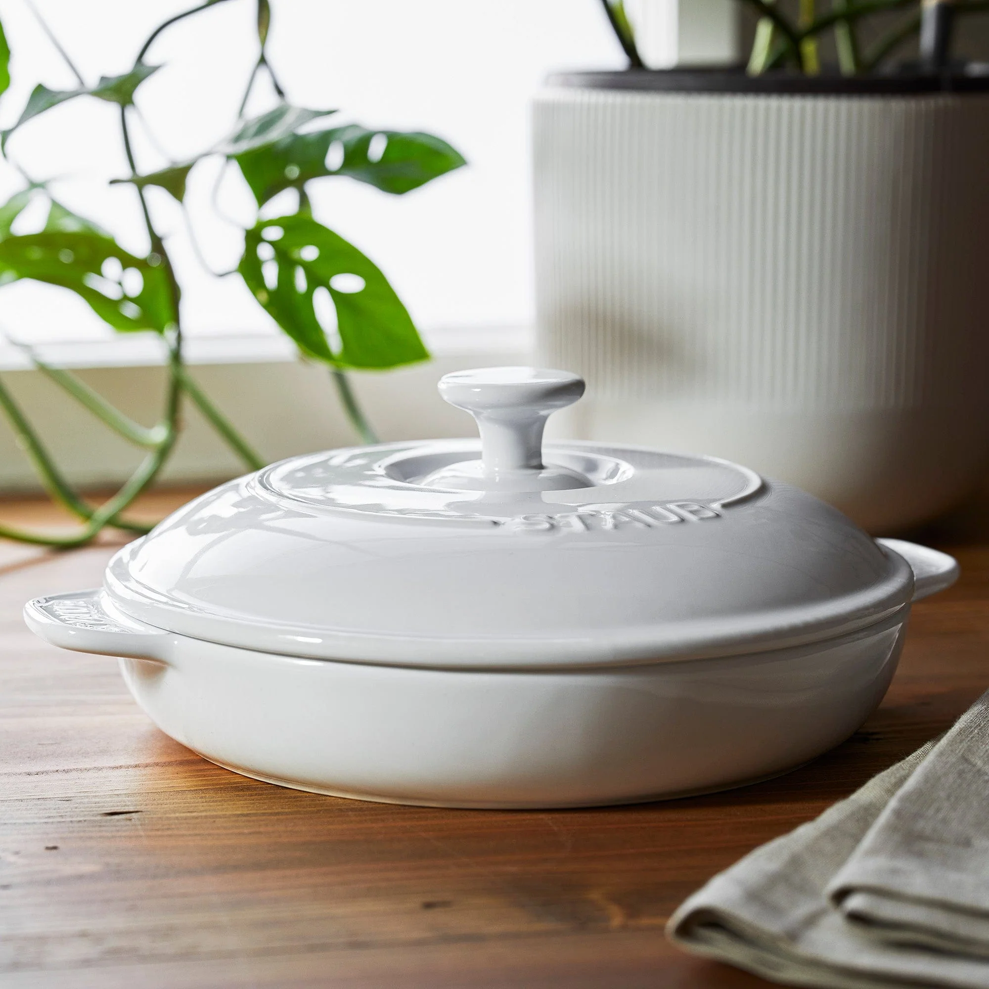 Staub Ceramic 8-inch Round Covered Brie Baker - White - Image 3