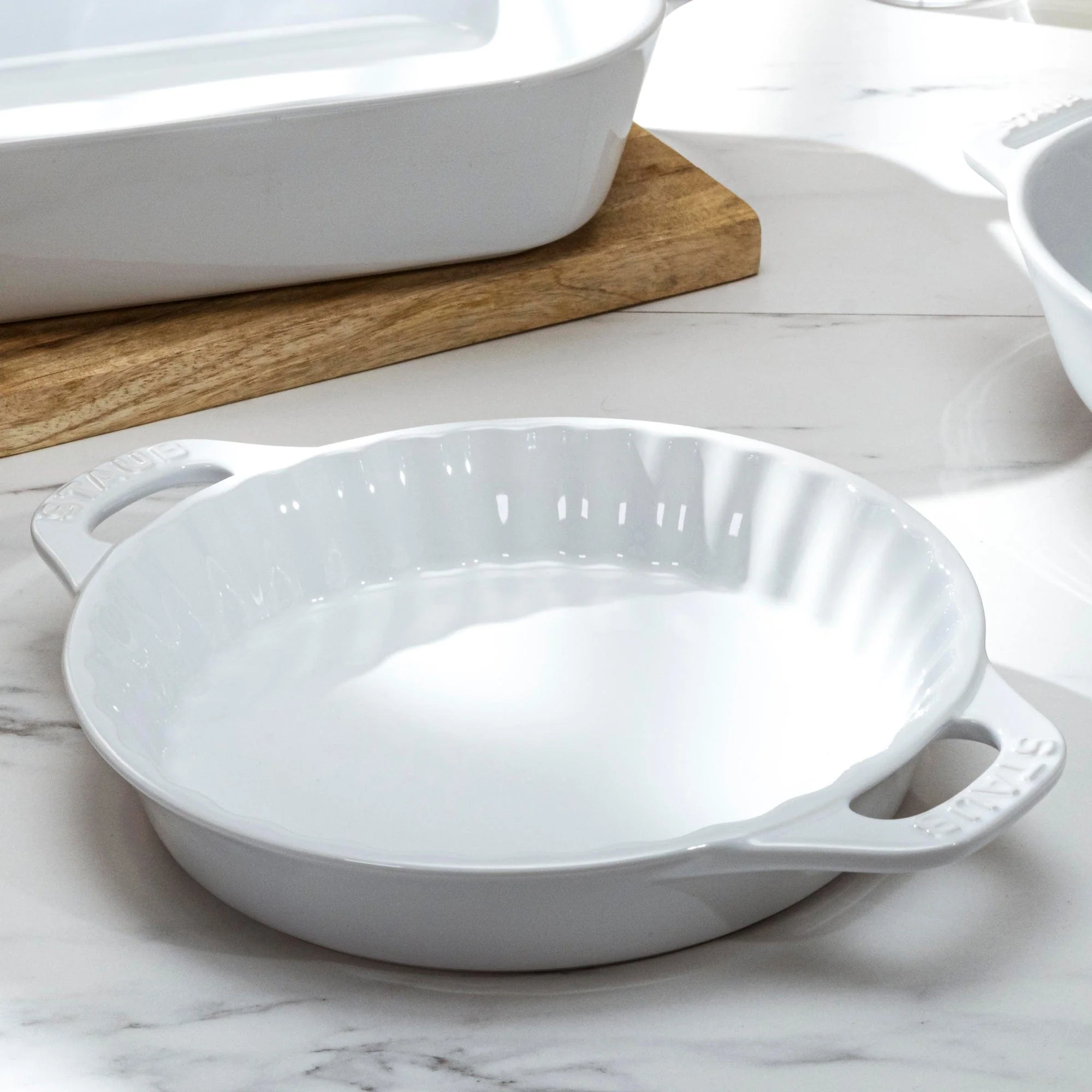 Staub Ceramic 9-inch Pie Dish - White - Image 2