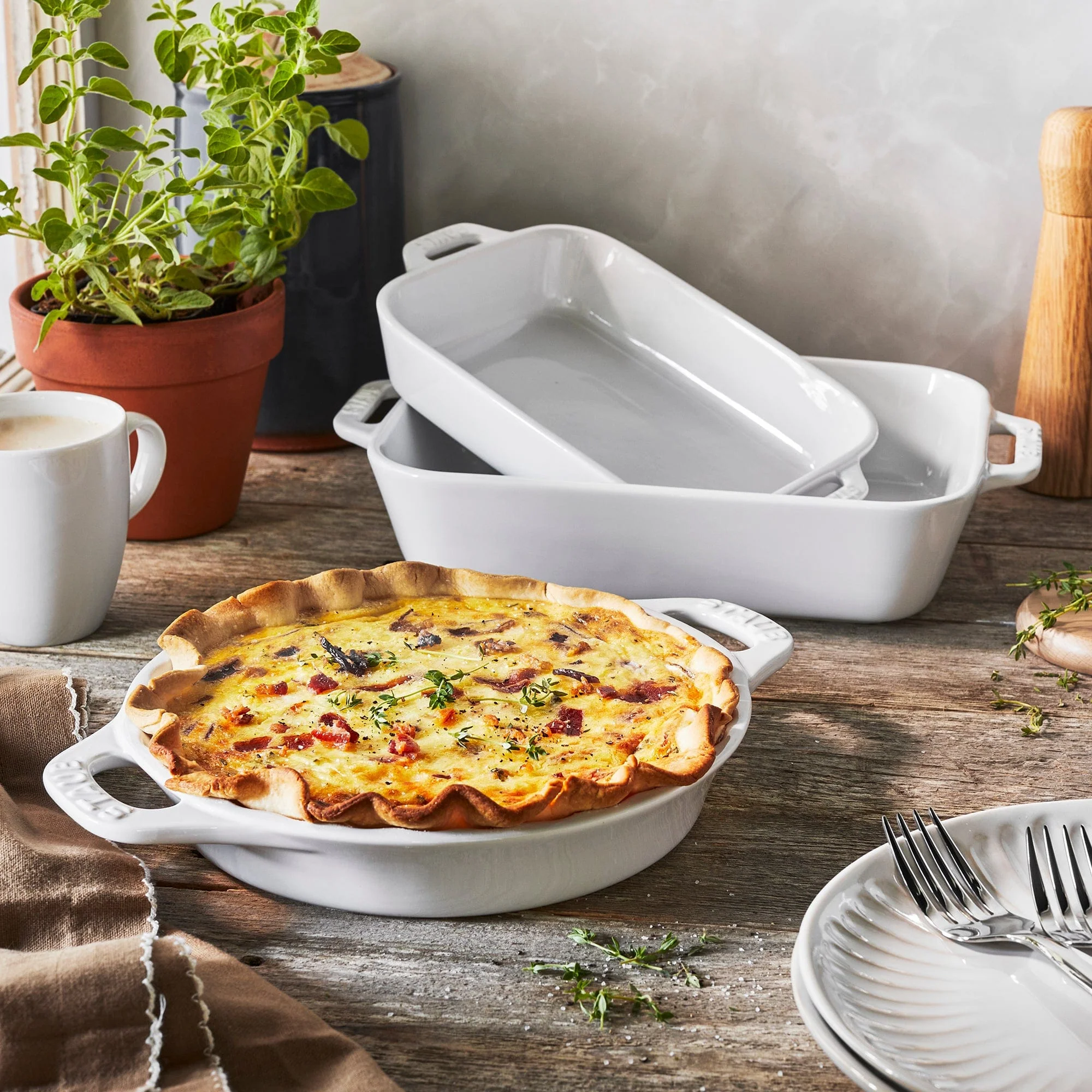 Staub Ceramic 9-inch Pie Dish - White - Image 3