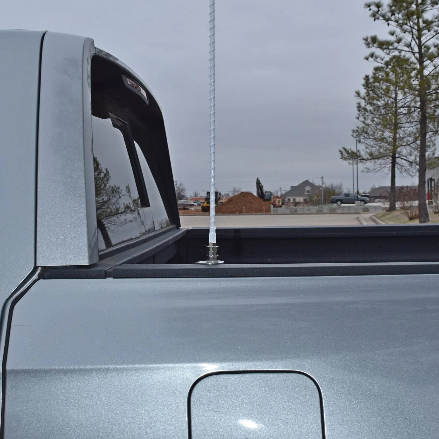 Tram 1500-Watt 26-MHz to 29-MHz Fiberglass Whip CB AM/FM/SSB Antenna, 3 Ft., White - Image 2