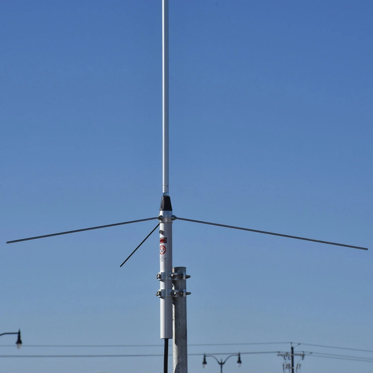 Tram 200-Watt 136 MHz to 174 MHz 6-dBd-Gain Aluminum Base Antenna with 50-Ohm UHF SO-239 Connector, 10 Feet - Image 2