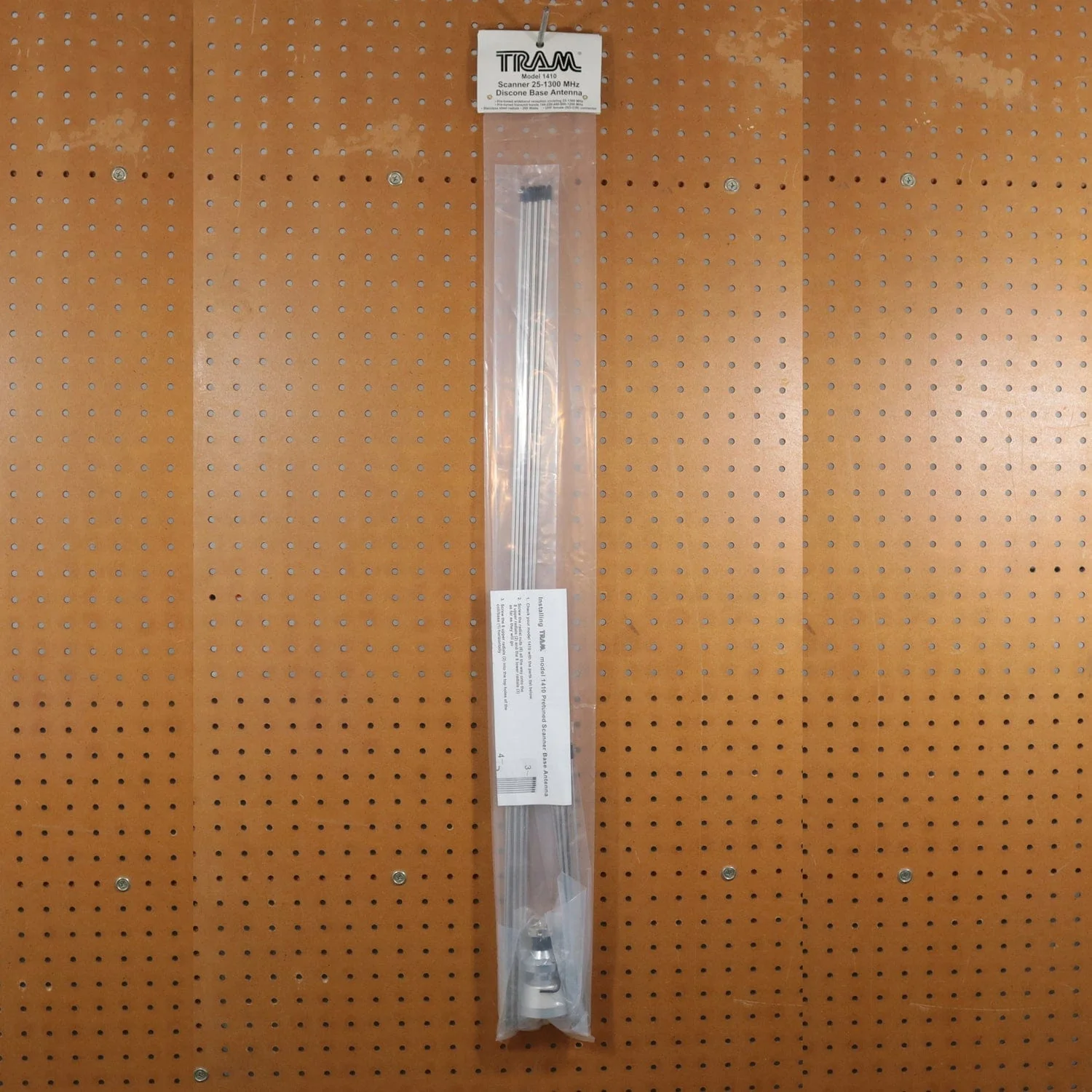 Tram 200-Watt Broad-Band Scanner 25 MHz to 1300 MHz Super Discone Stainless Steel Base Antenna - Image 5
