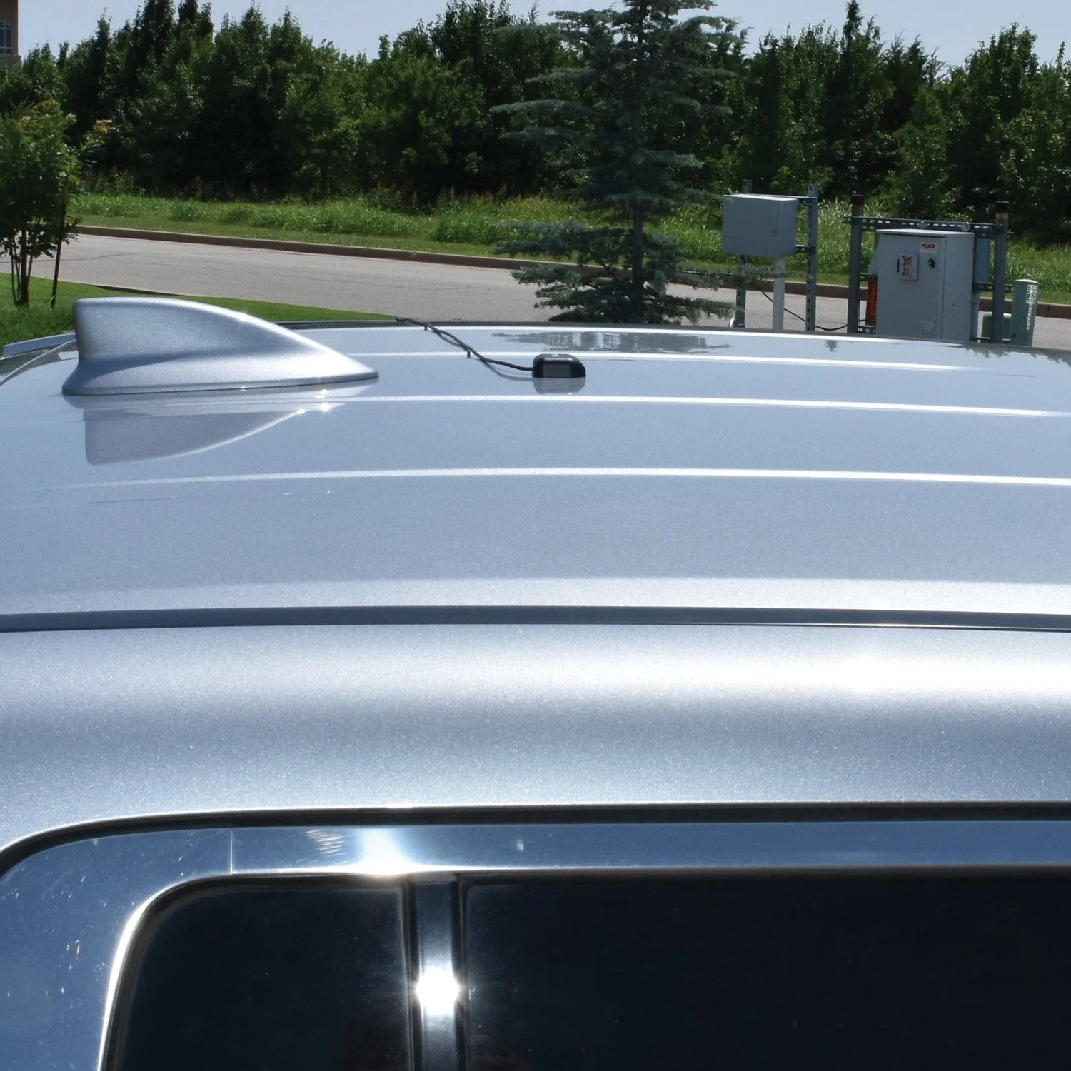 Tram Satellite Radio Magnet-Mount Antenna with RG174 Coaxial Cable and SMB-Female Connector - Image 2