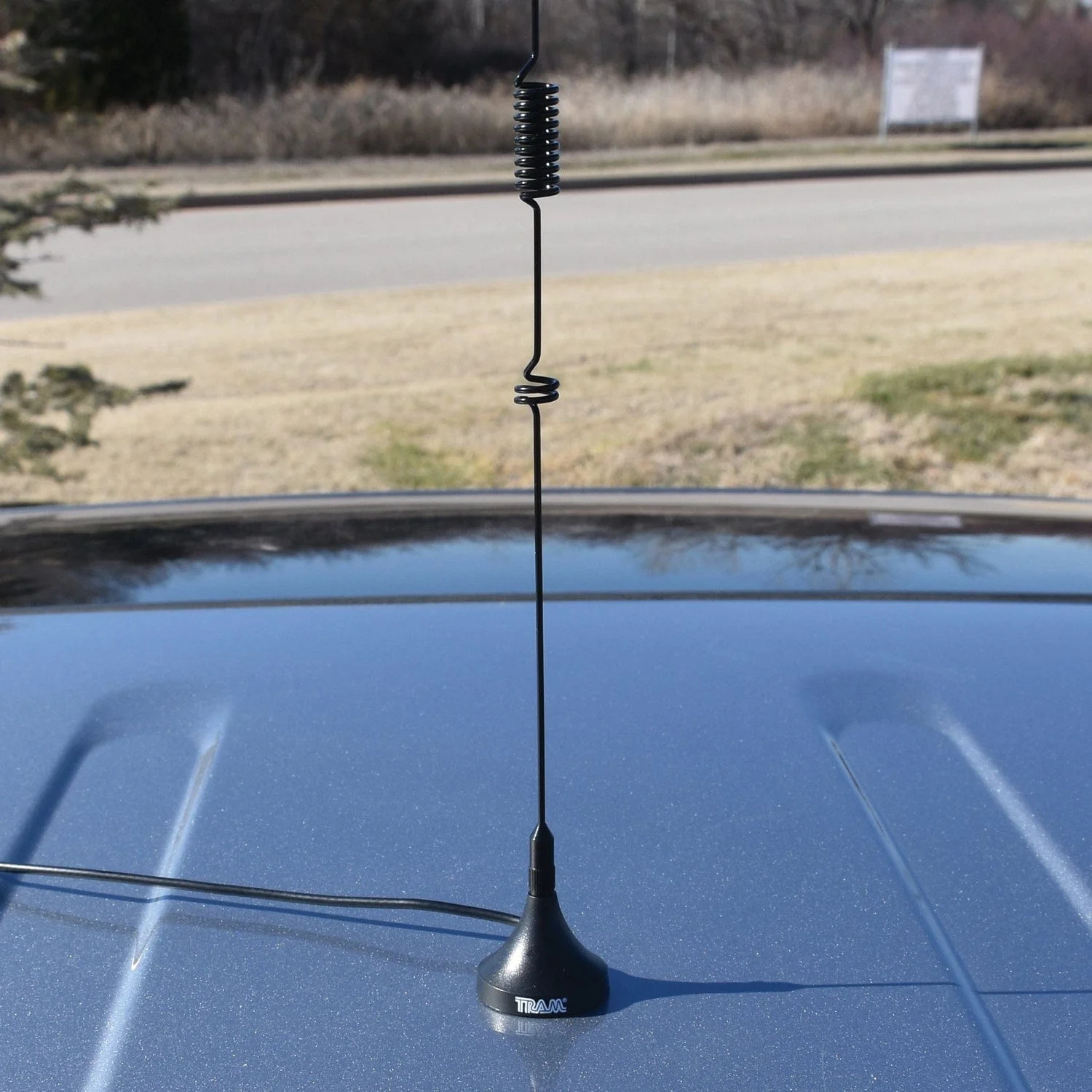 Tram Scanner Mini-Magnet Antenna VHF/UHF/800-MHz to 1300-MHz with SMA-Male Connector - Image 2