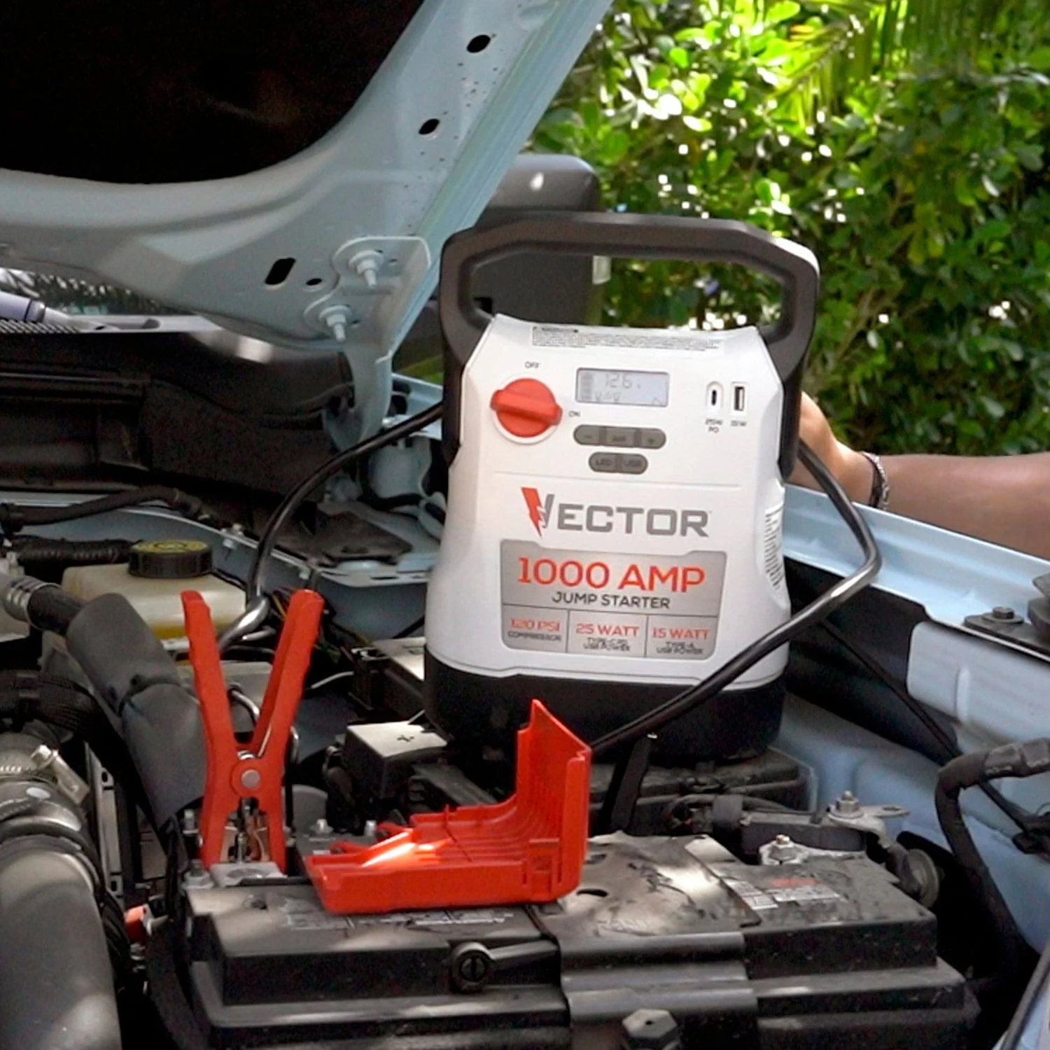 Vector 1000-Amp 12-Volt Automotive Jump Starter with Compressor and USB Power Bank, VECJ1C - Image 5