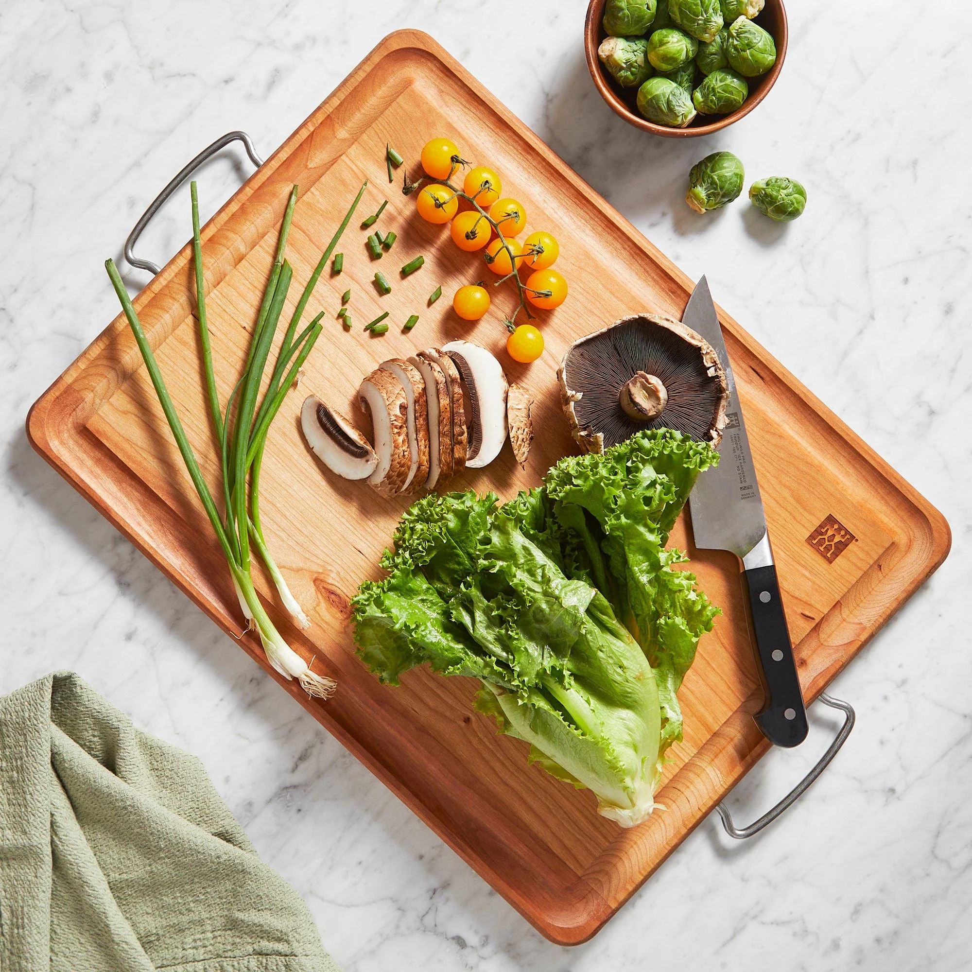 Zwilling Cherry Wood Carving Board with Handles - Image 3