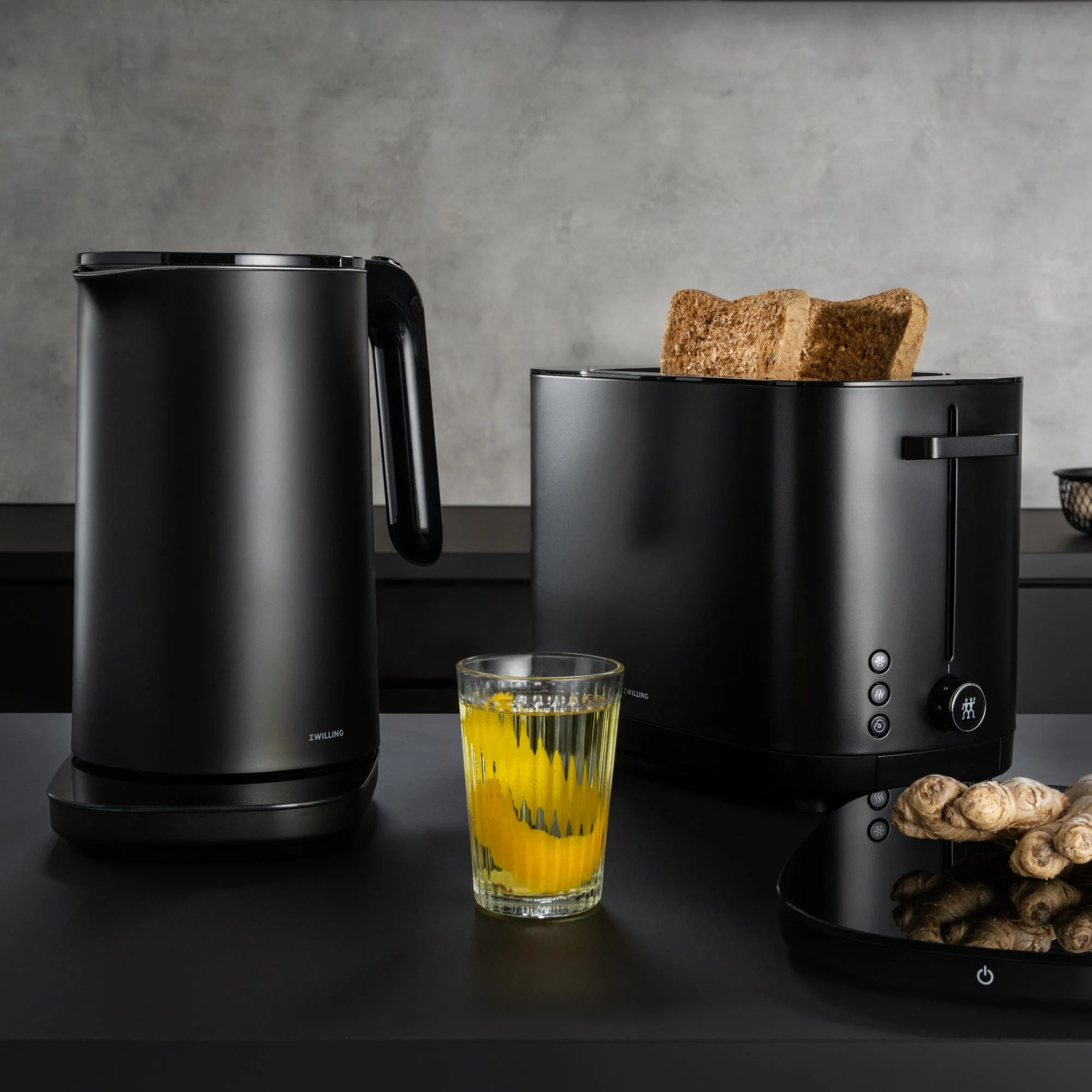 Zwilling Enfinigy, 2-Slice Toaster, Extra Wide 1.5" Slots for Bagels and Toast, Black - Image 6