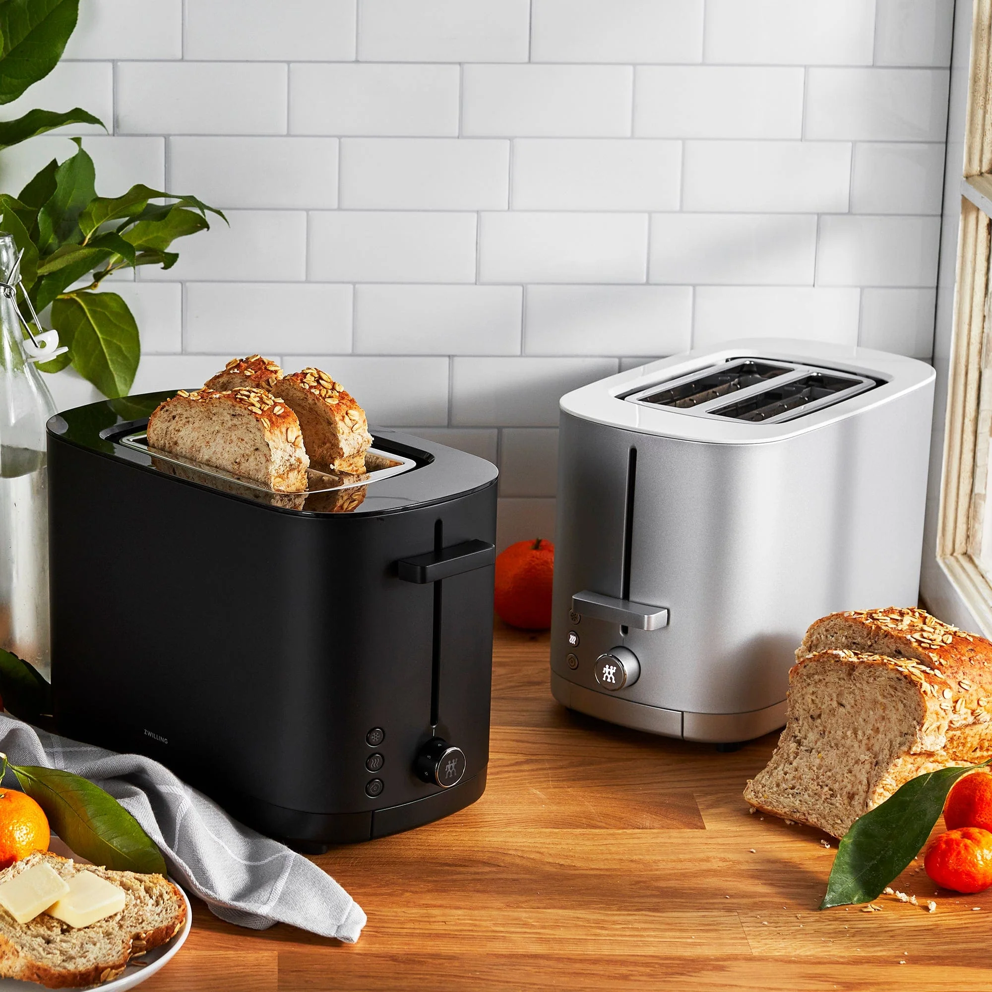 Zwilling Enfinigy, 2-Slice Toaster, Extra Wide 1.5" Slots for Bagels and Toast, Black - Image 8