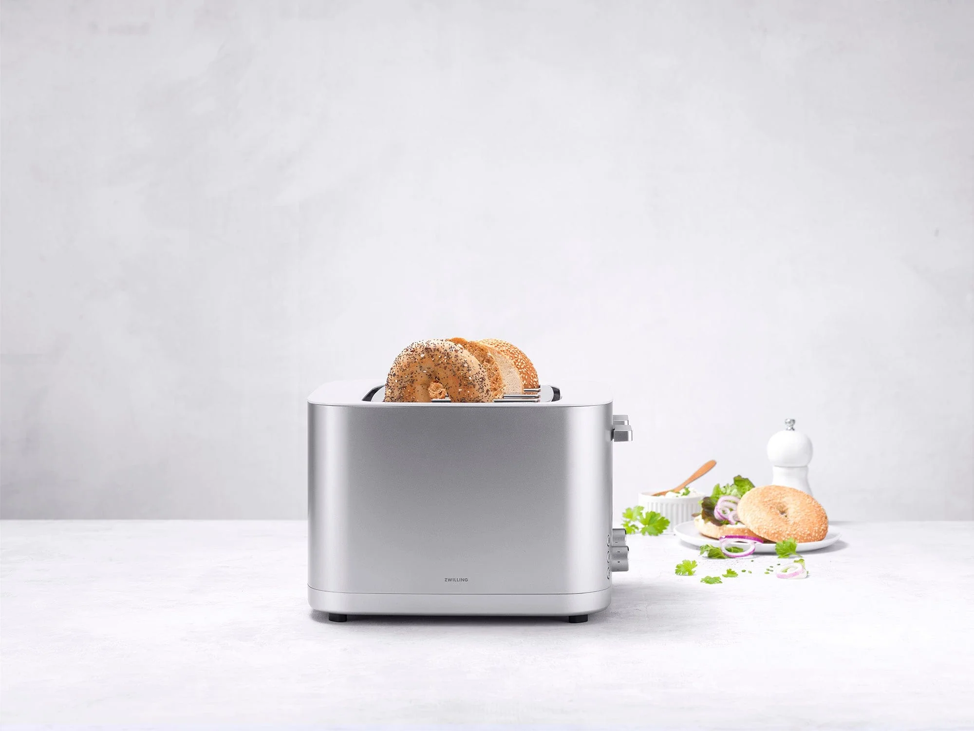 Zwilling Enfinigy 4-Slice Toaster, Extra Wide 1.5" Slots for Bagels and Toast, Silver - Image 5