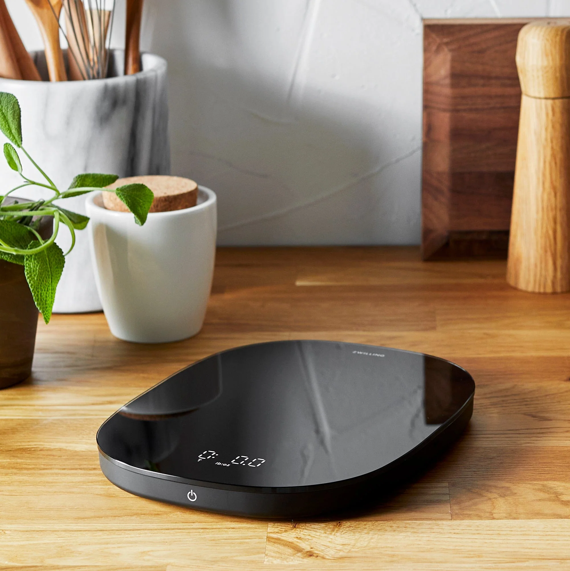 Zwilling Enfinigy Digital Kitchen Food Scale, Max weight 22lbs, Grams & Ounces, .1-gram Accuracy, Black - Image 4