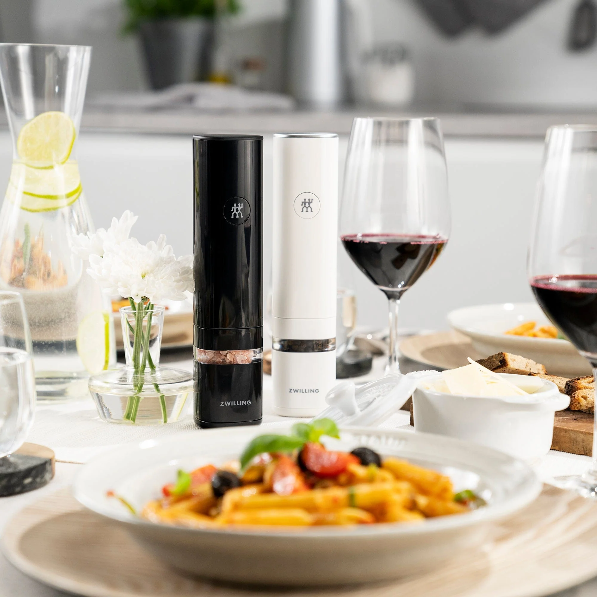 Zwilling Enfinigy Electric Salt/Pepper Mill - White - Image 5
