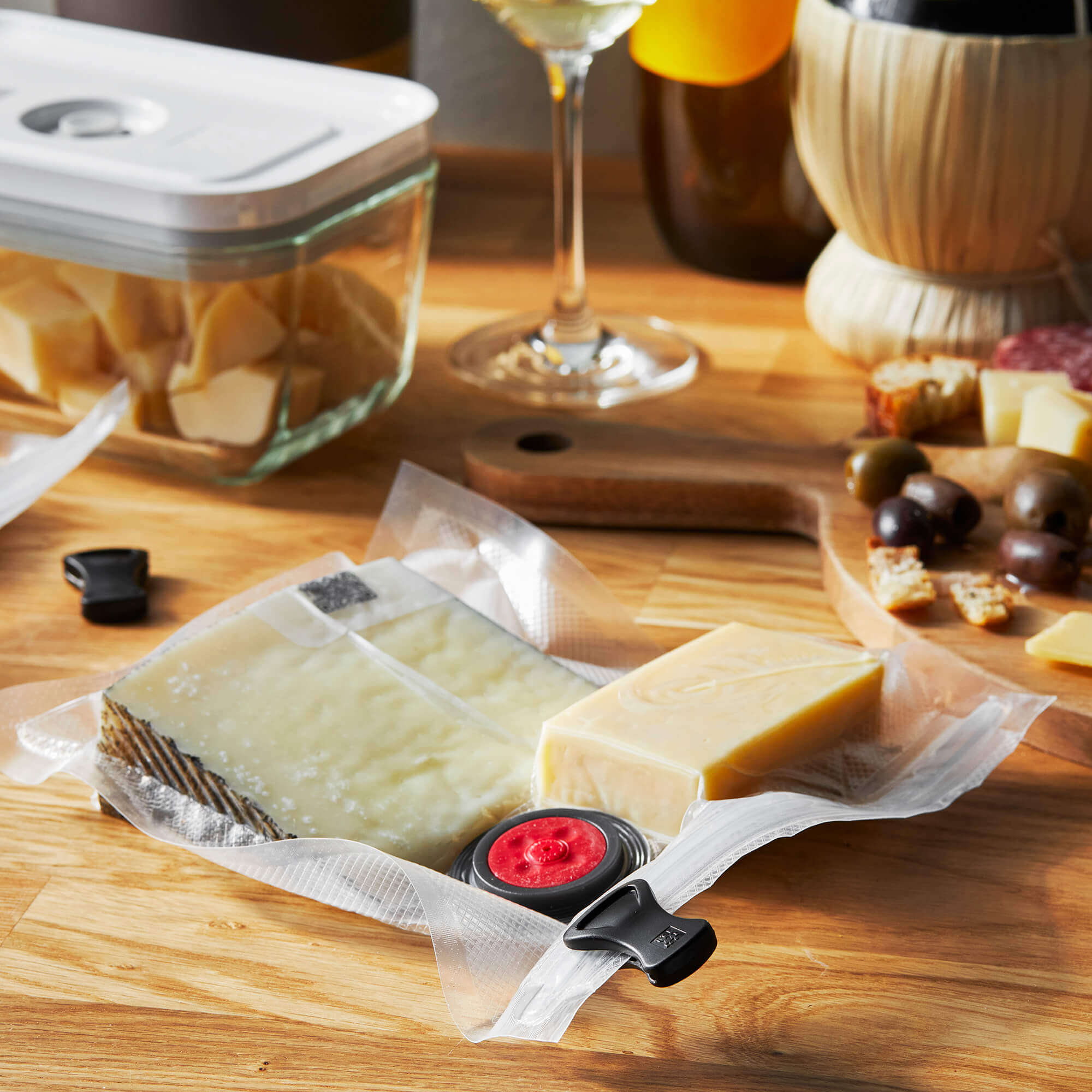 Zwilling Fresh & Save 10-pc Small Vacuum Sealer Bags 1/2 Gallon, Reusable Snack Bags, Meal Prep - Image 6