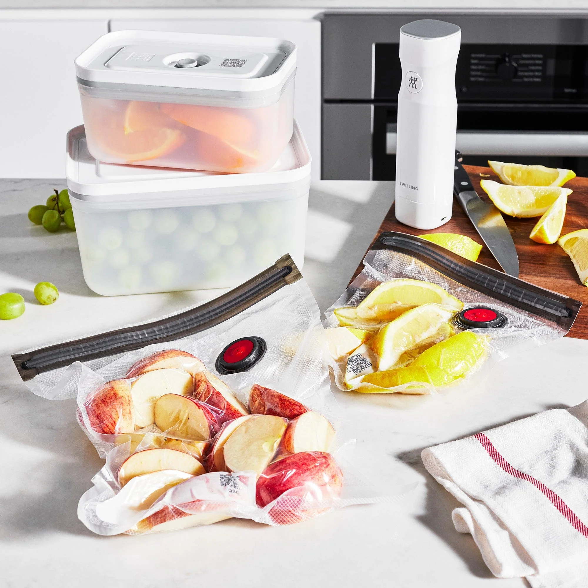 Zwilling Fresh & Save 7-pc Vacuum Sealer Machine Starter Set, Sous Vide Bags, Meal prep, Airtight Food Storage Containers , Gift Set - Image 3