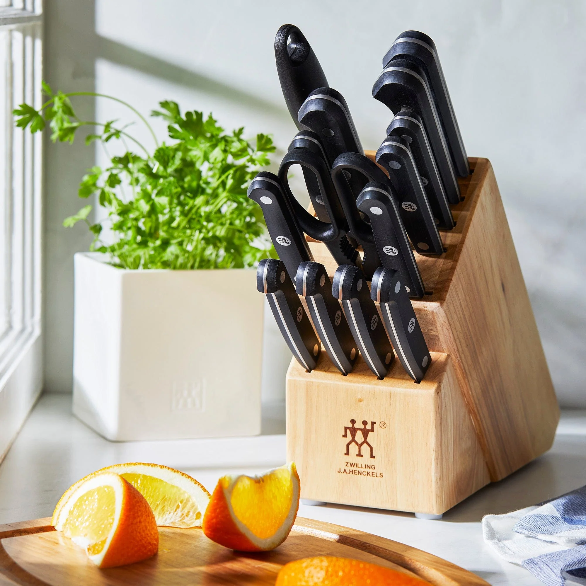 Zwilling Gourmet 14-pc Knife Block Set - Image 5