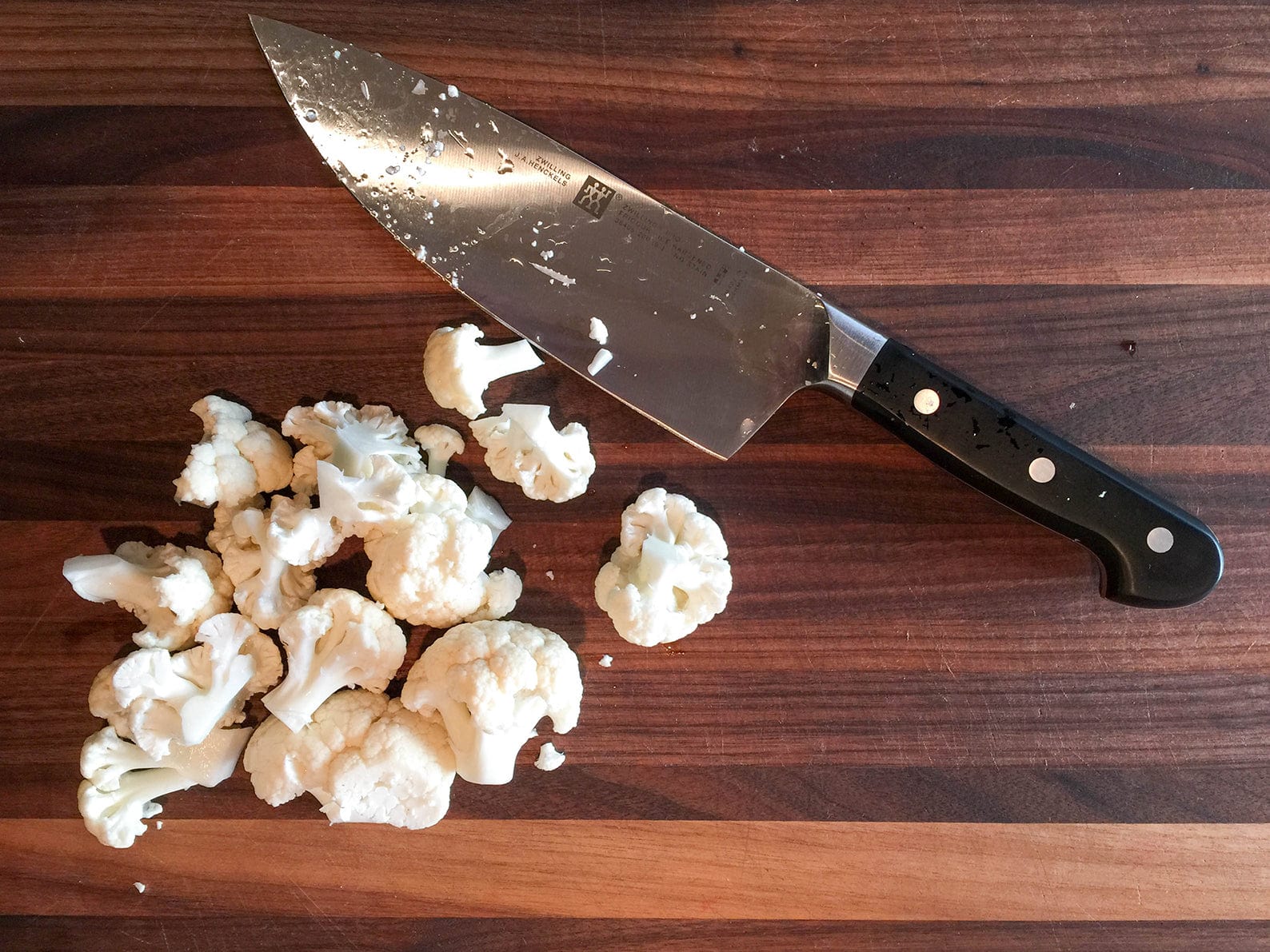 Zwilling Pro 6-inch Chef's Knife - Image 4