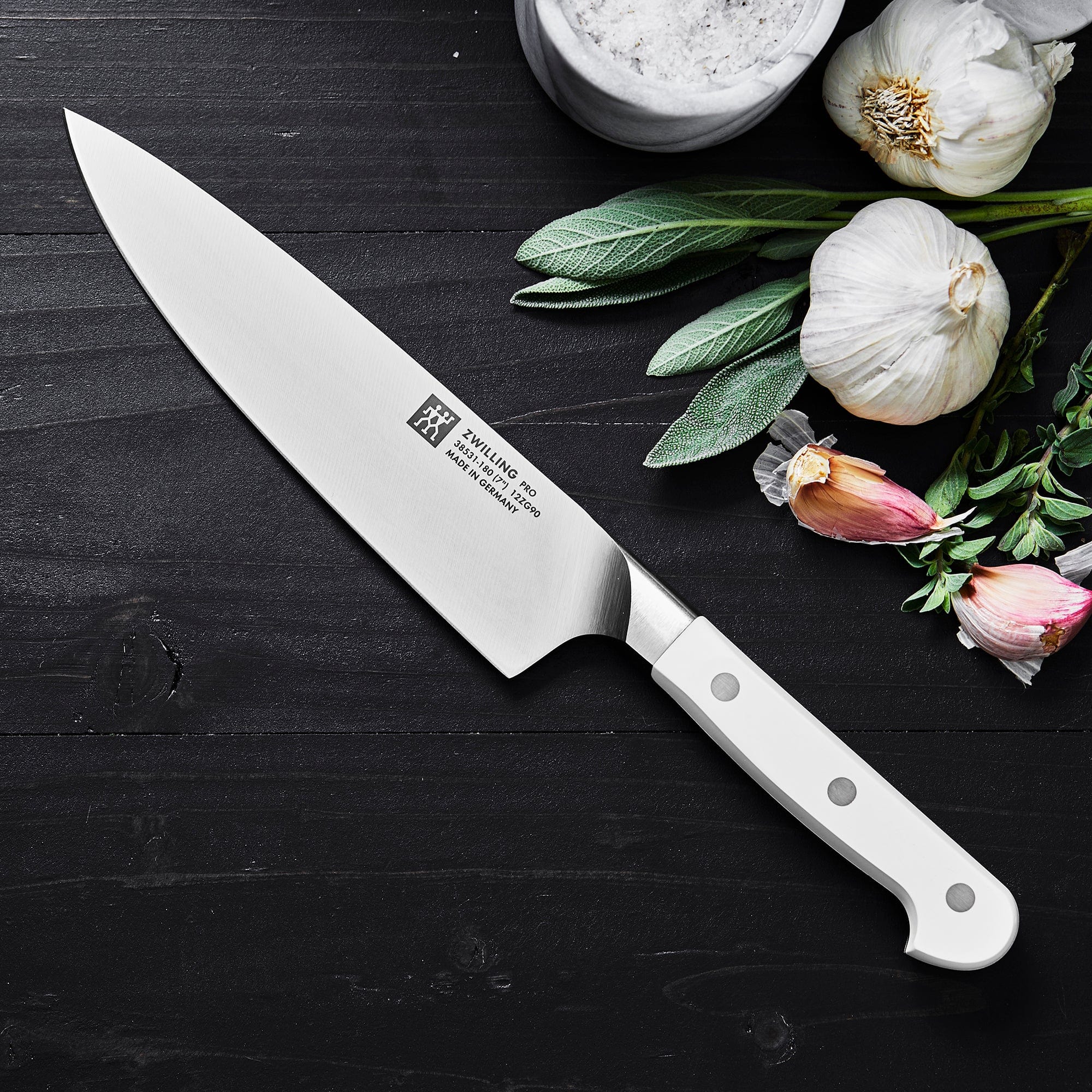 Zwilling Pro Le Blanc 7-inch Chef's Knife - Image 2