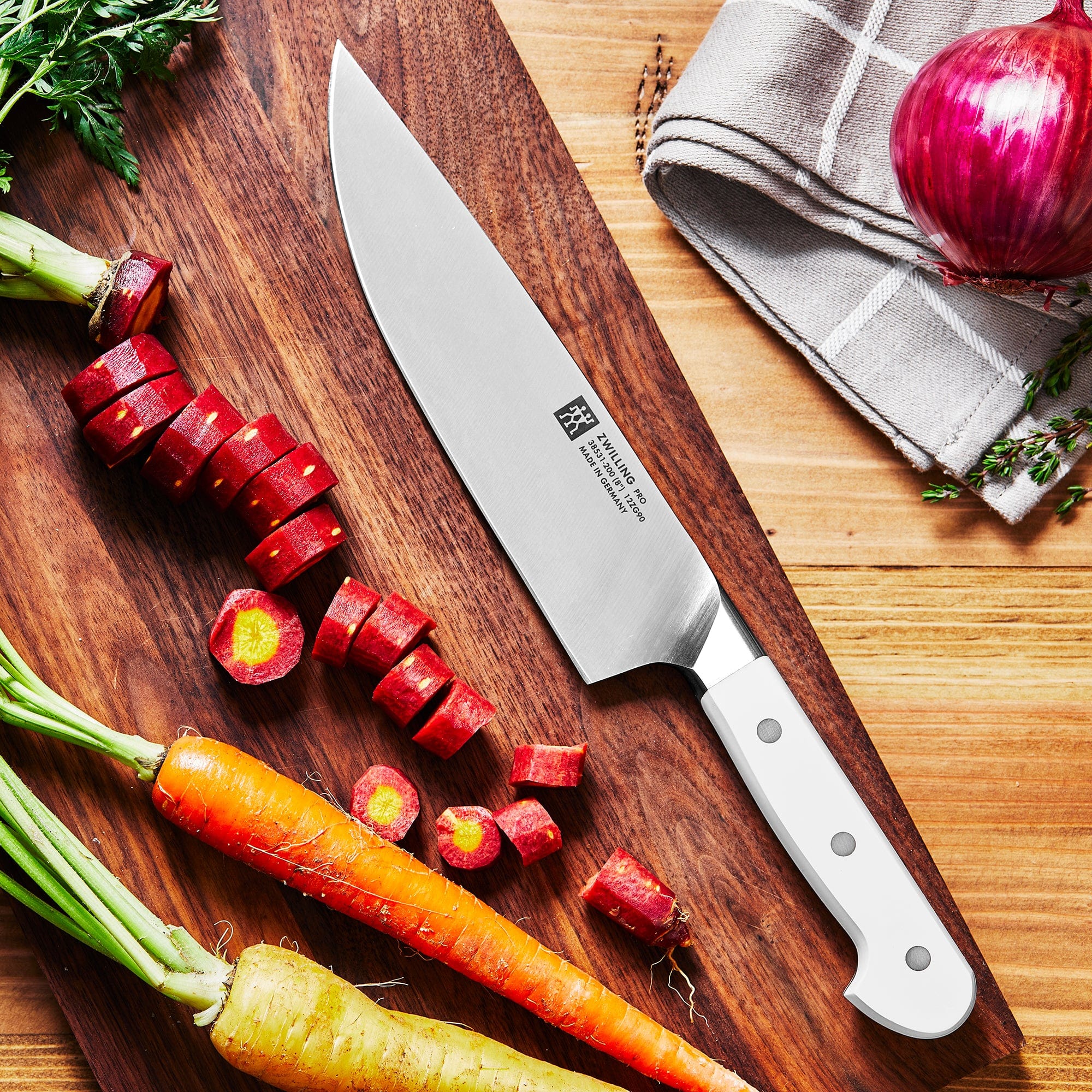 Zwilling Pro Le Blanc 8-inch Chef's Knife - Image 3