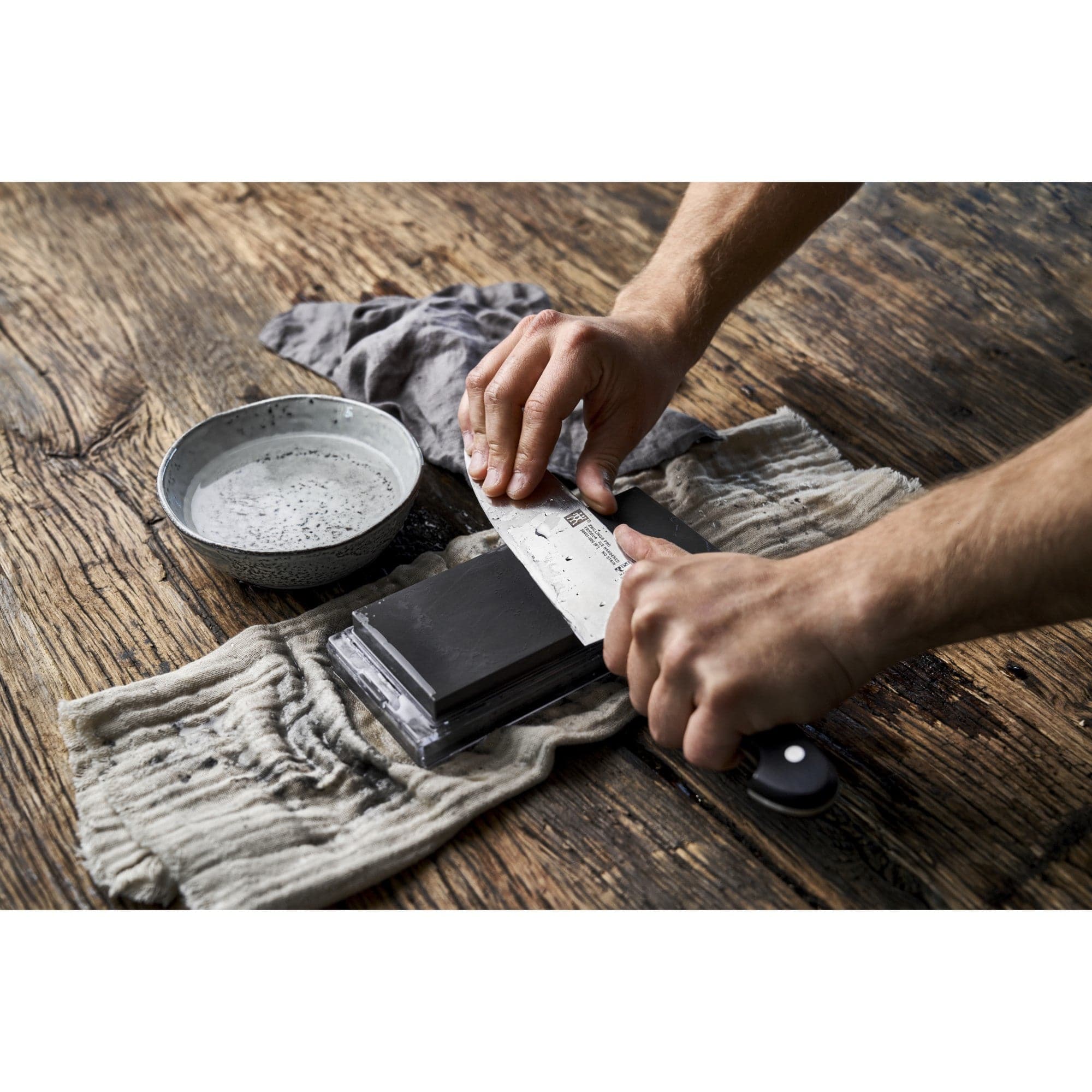 Zwilling Twin Pro 250/1000 Combination Japanese Water Stone - Image 5