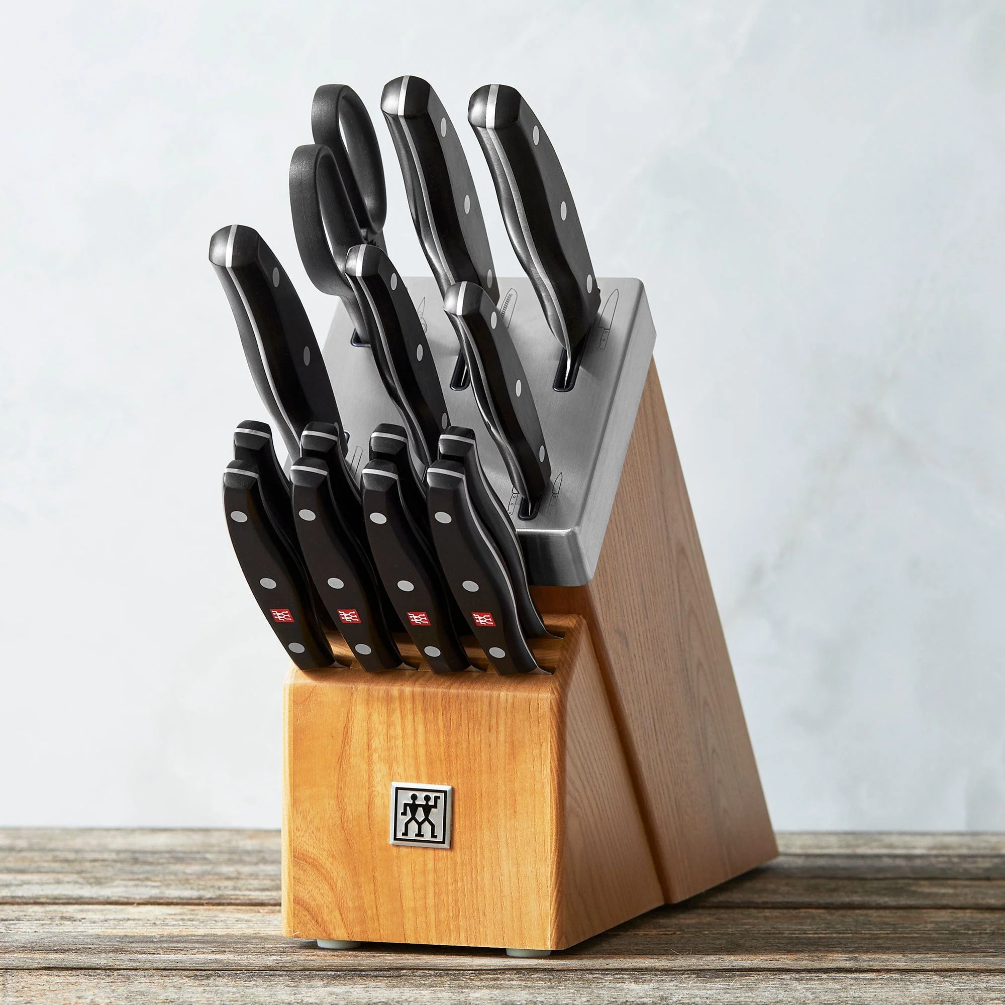 Zwilling Twin Signature 15-pc Self-Sharpening Knife Block Set - Natural - Image 3
