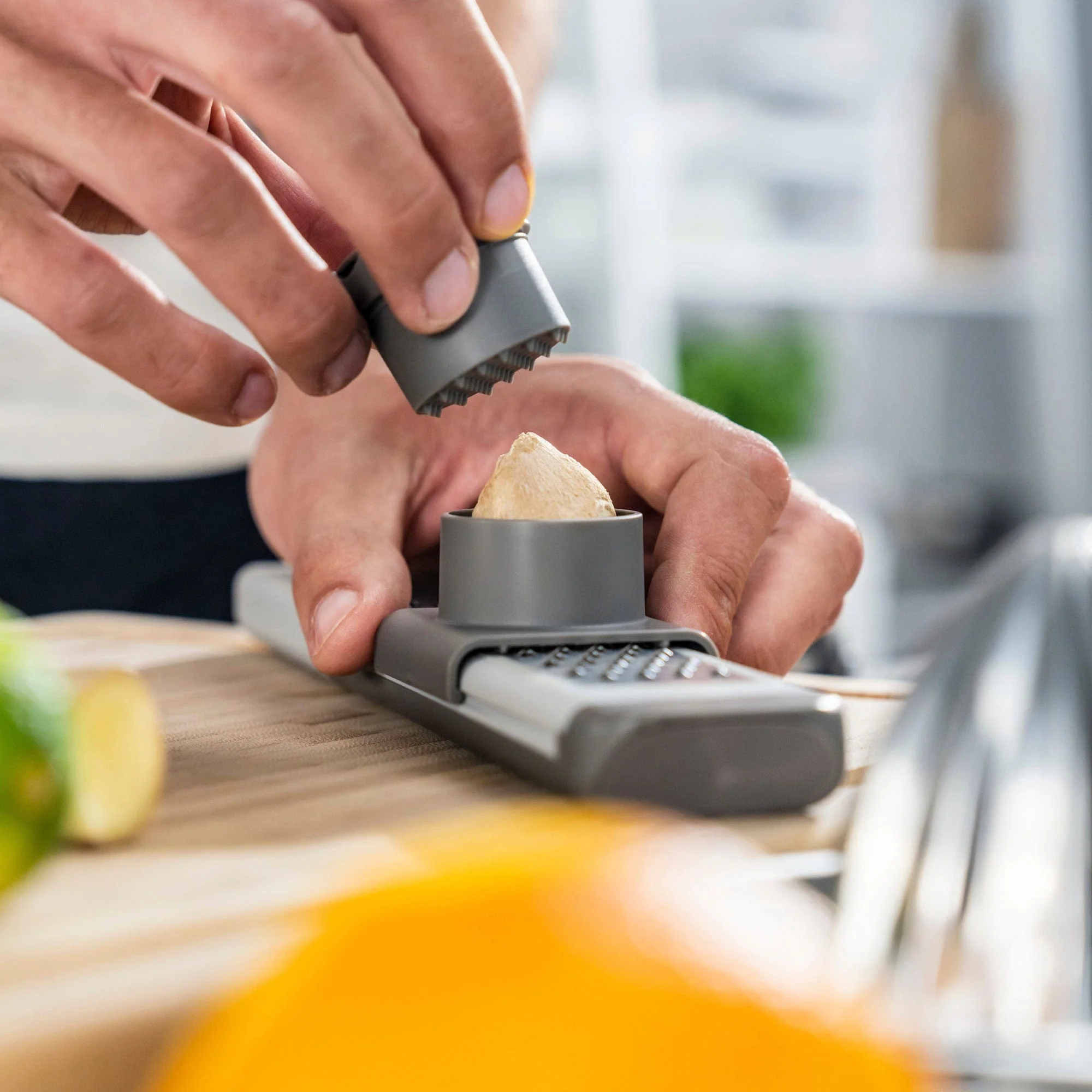 Zwilling Z-Cut Fine Grater - Image 8